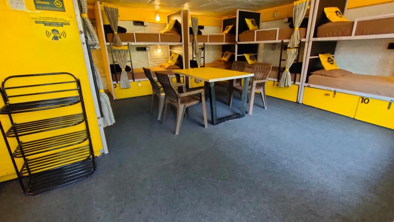 The Hosteller Rishikesh, Tapovan Bagian luar foto