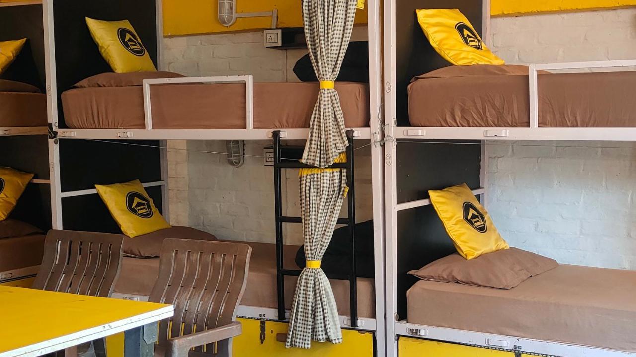 The Hosteller Rishikesh, Tapovan Bagian luar foto