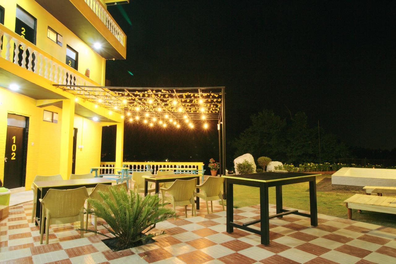 The Hosteller Rishikesh, Tapovan Bagian luar foto